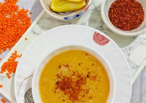  Mercimek Çorbası: Chén Súp Lentil Đậm đà Hương vị Thổ Nhĩ Kỳ và Nóng Bỏng trong Mùa Đông!